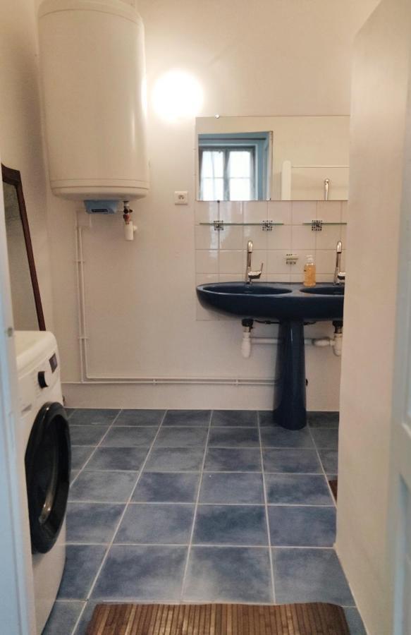 2 Chambres 88M2 Extra Centre Historique Cahors Vaste Appartement Convivial Et Cosy Exterior photo
